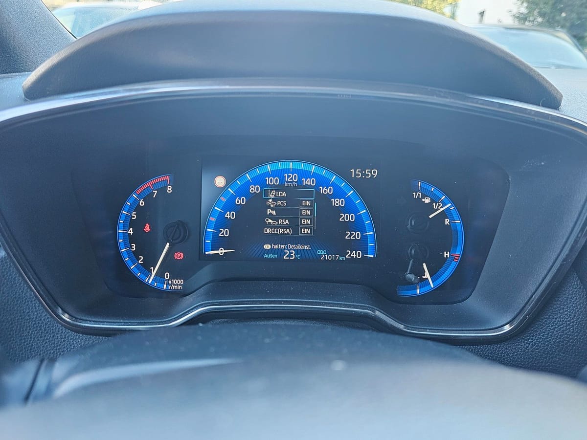 Toyota Corolla 1,5 Automatik Comfort foto 15