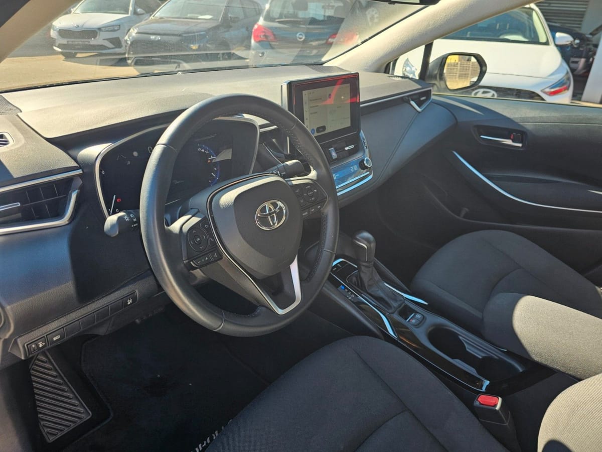 Toyota Corolla 1,5 Automatik Comfort foto 17
