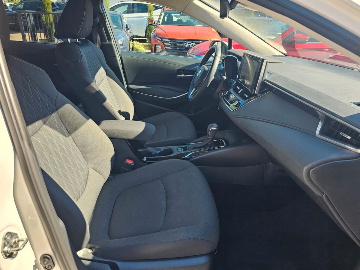 Toyota Corolla 1,5 Automatik Comfort foto 21