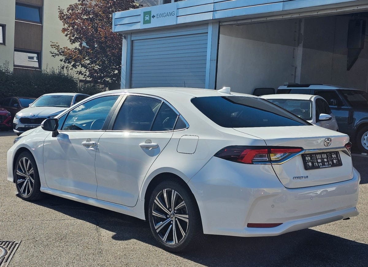 Toyota Corolla 1,5 Automatik Comfort foto 6