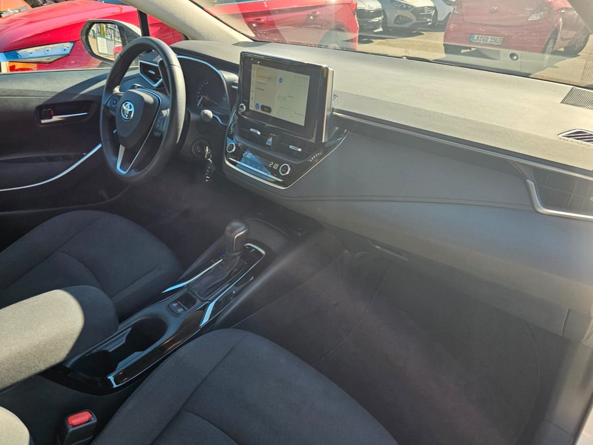 Toyota Corolla 1,5 Automatik Comfort foto 8