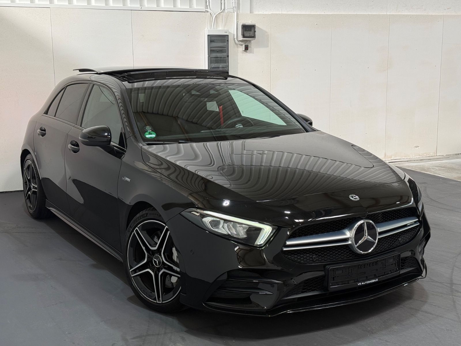 Mercedes-Benz A 35 AMG 4Matic NIGHT PANORAMA KAMERA SCHECKHEFT foto 3