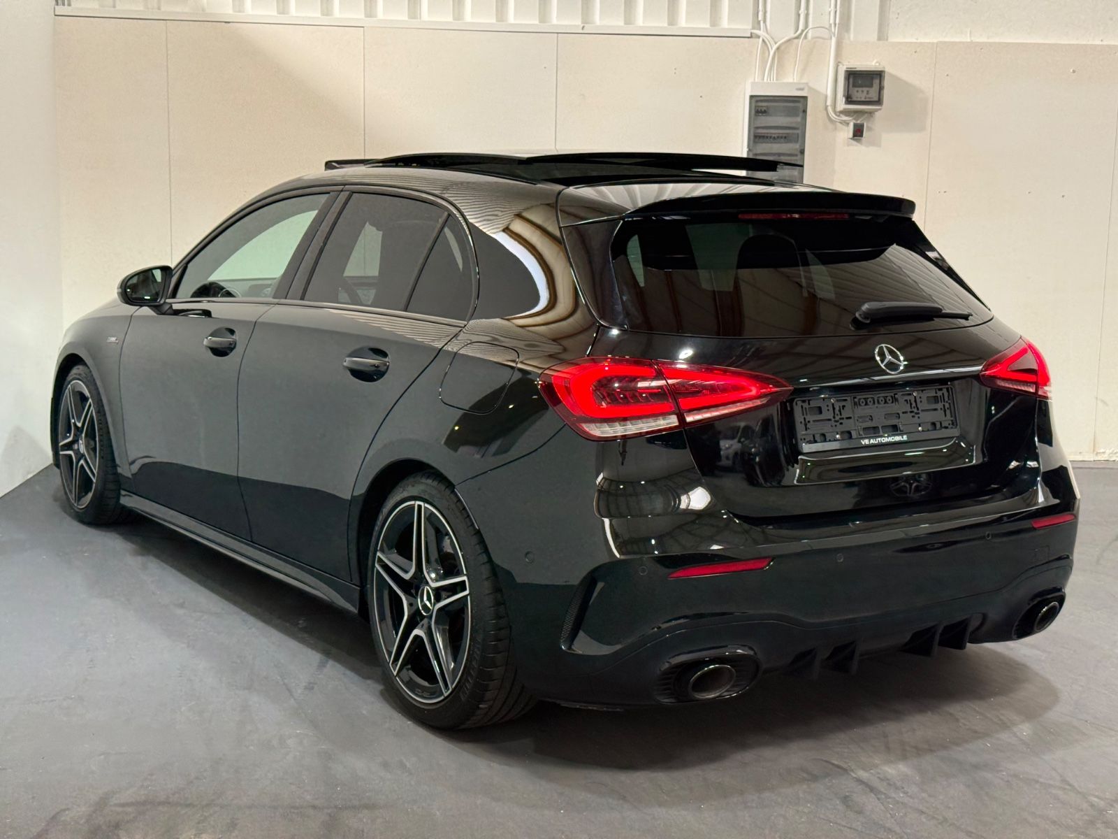 Mercedes-Benz A 35 AMG 4Matic NIGHT PANORAMA KAMERA SCHECKHEFT foto 6