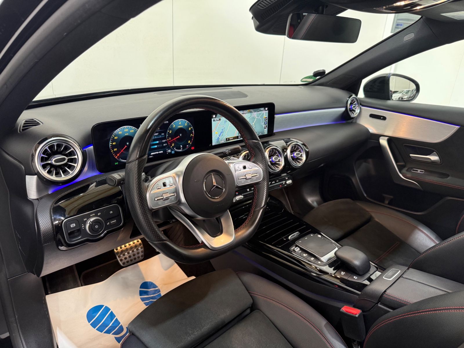 Mercedes-Benz A 35 AMG 4Matic NIGHT PANORAMA KAMERA SCHECKHEFT foto 9