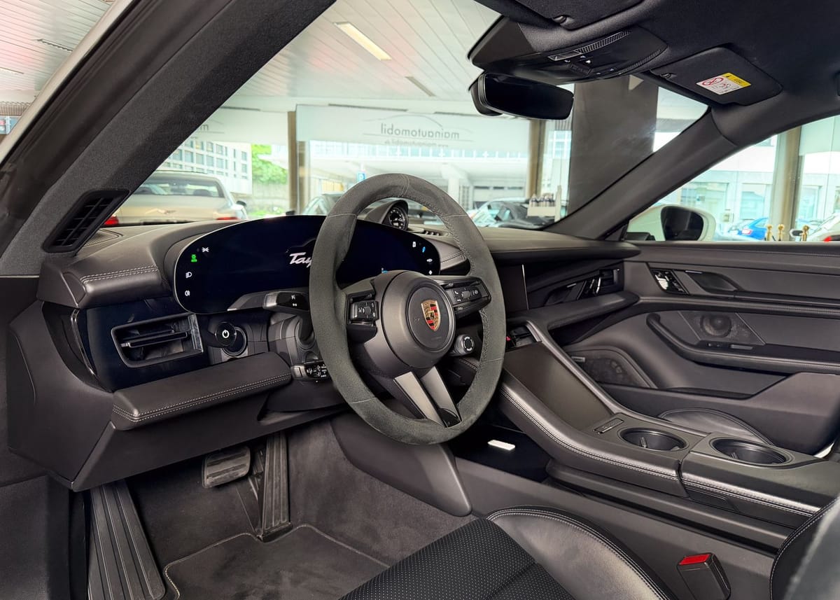 Porsche Taycan 4S MWST ACC RFK Wärmepumpe Motorsound foto 17