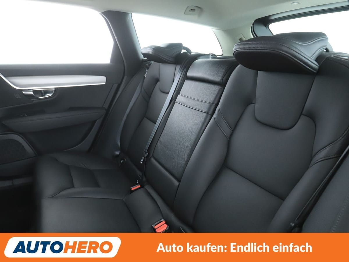 Volvo V90 2.0 D3 Momentum Pro Aut.*NAVI*LED*ACC*CAM* foto 14