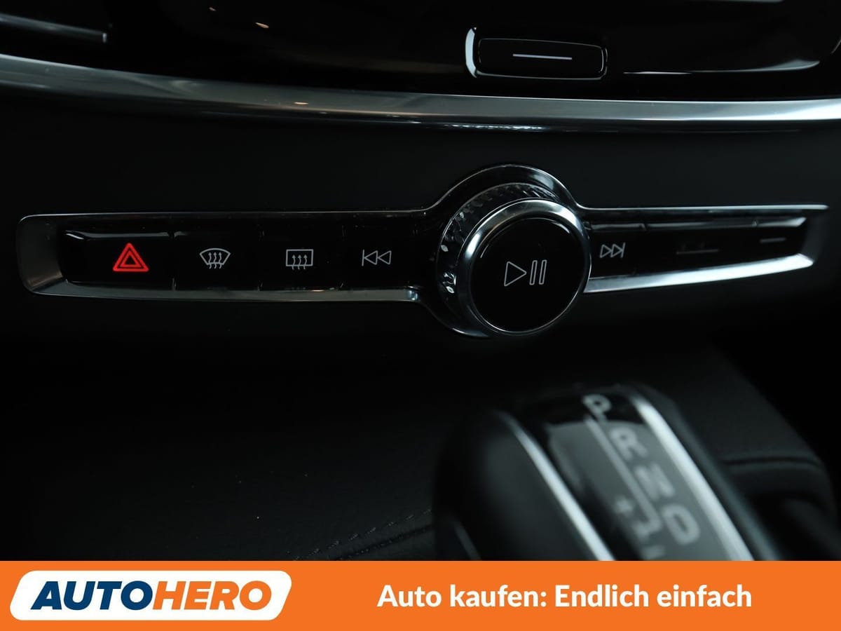 Volvo V90 2.0 D3 Momentum Pro Aut.*NAVI*LED*ACC*CAM* foto 22
