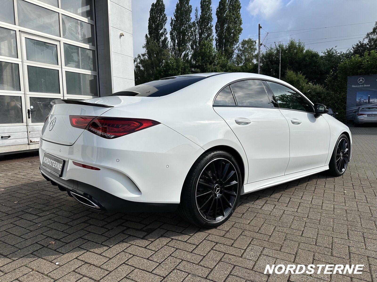 Mercedes-Benz CLA 200 Coupé AMG-Line Night Pano Ambiente .LED foto 6