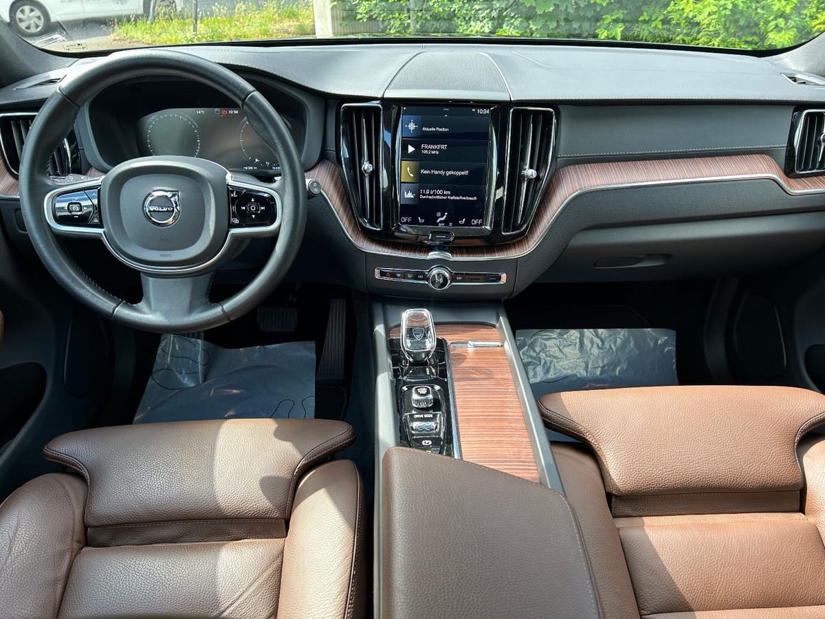 Volvo XC60 Inscription AWD PANO LED LEDER ELEK. SITZE foto 21