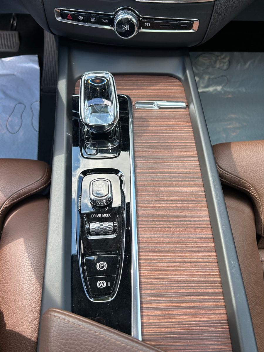 Volvo XC60 Inscription AWD PANO LED LEDER ELEK. SITZE foto 25