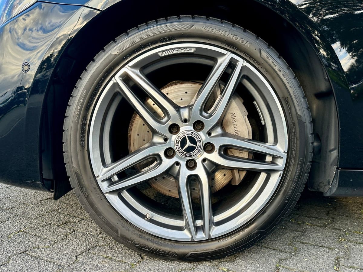 Mercedes-Benz E 220d 4Matic AMG SPORTPAKET KAMERA NAVI PARKEN foto 5