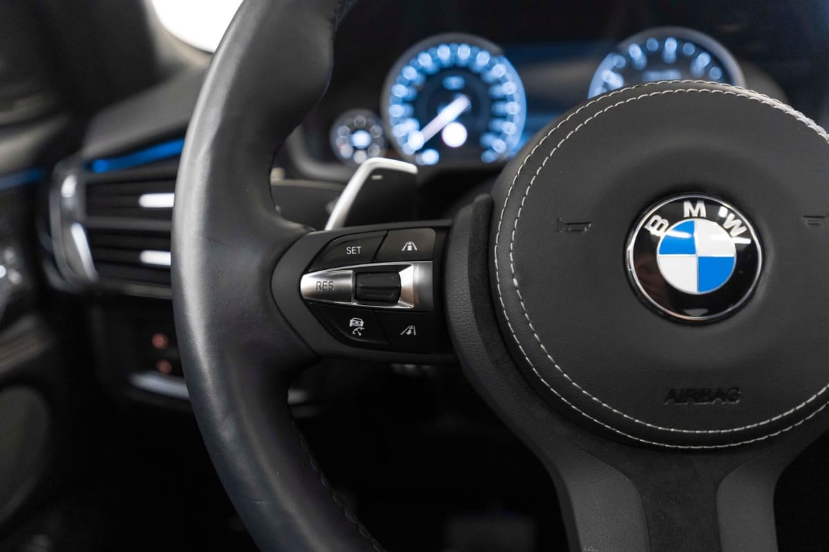 BMW X6 xDrive50i M-SPORTPAKET 360° H&K ACC HUD TOTW foto 13