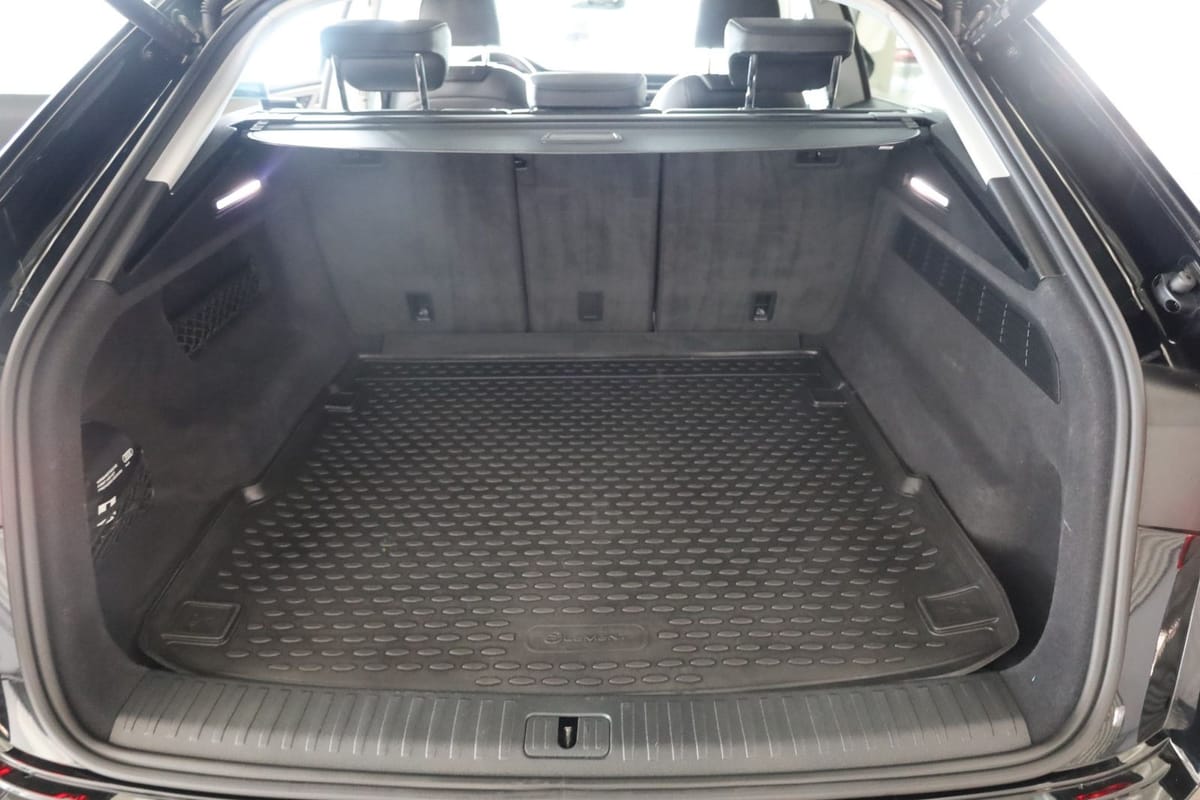 Audi Q8 55 TFSI quattro S-Line foto 11