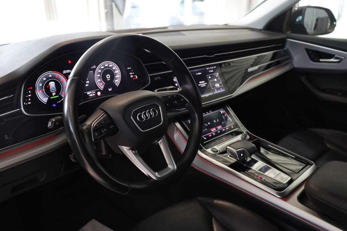 Audi Q8 55 TFSI quattro S-Line foto 20