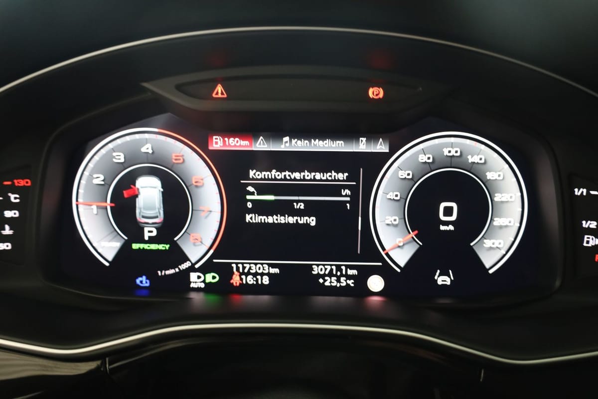 Audi Q8 55 TFSI quattro S-Line foto 24