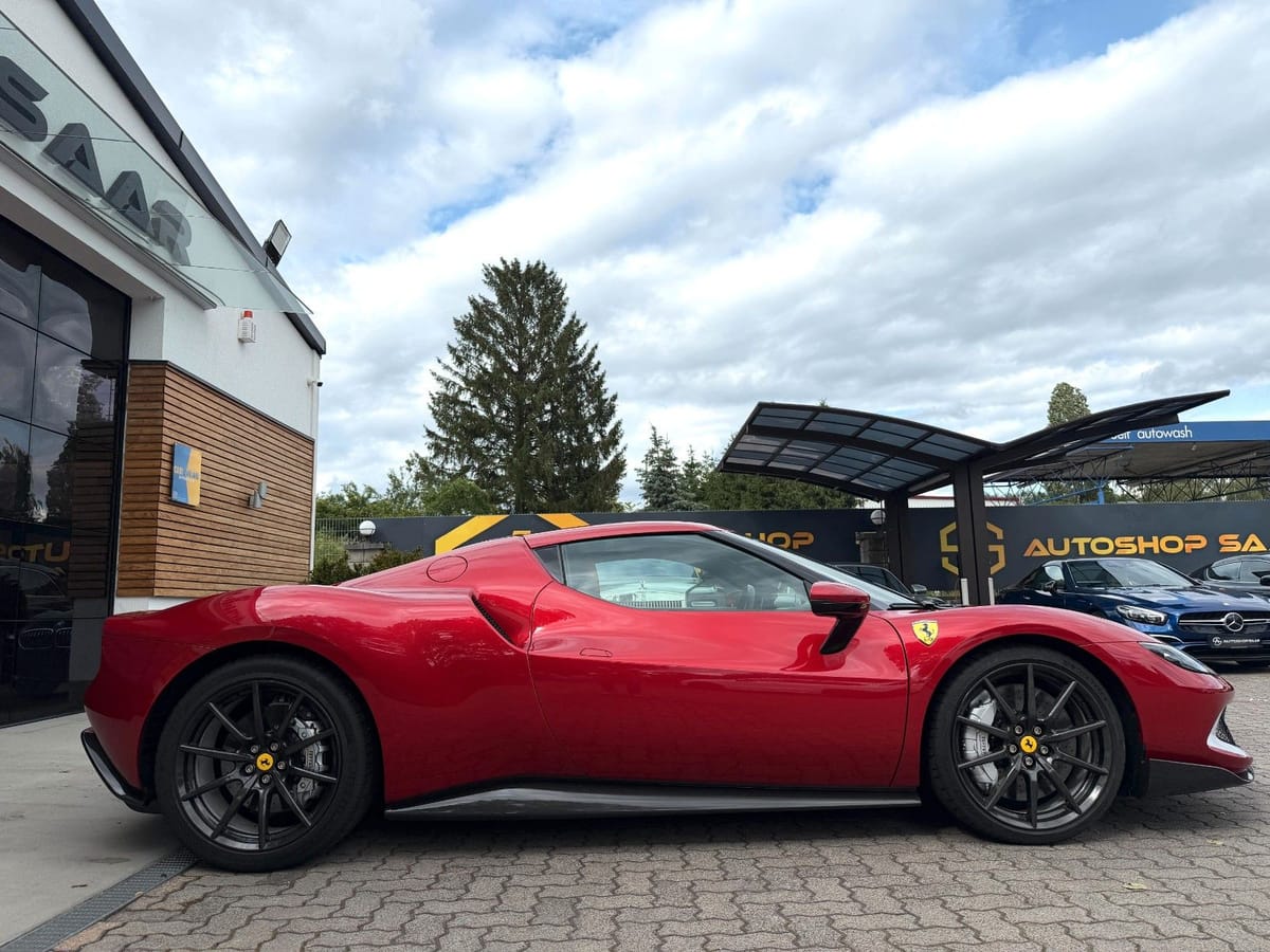 Ferrari 296 GTB GTB Assetto Fiorano Carbon Felgen foto 18