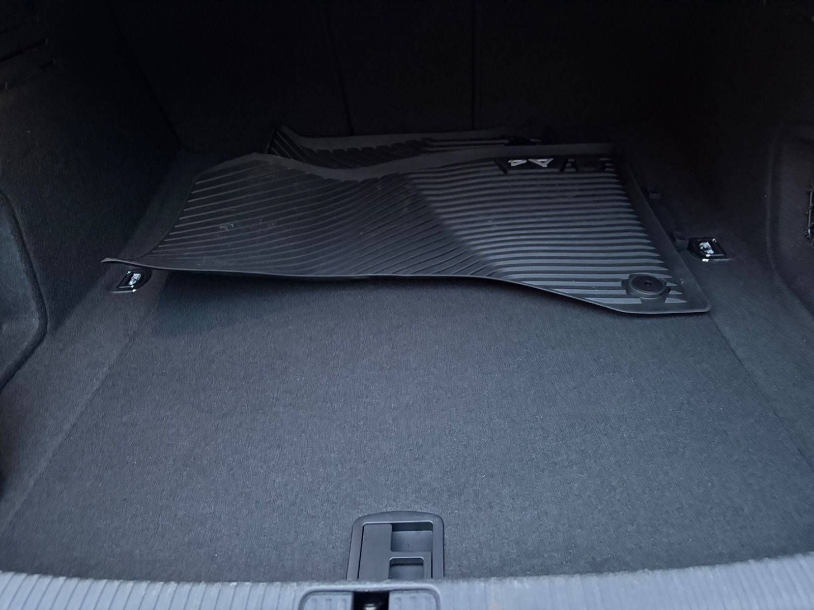 Audi A4 Lim.AUTOMATI PDC KAMERA TEMPOMA I HAND foto 12