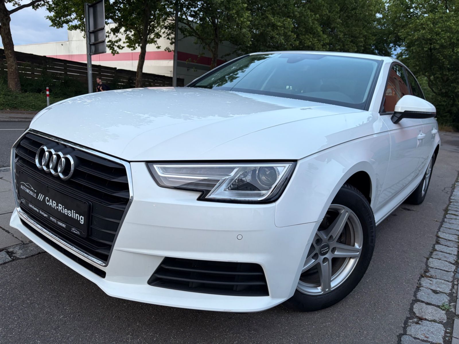 Audi A4 Lim.AUTOMATI PDC KAMERA TEMPOMA I HAND foto 21