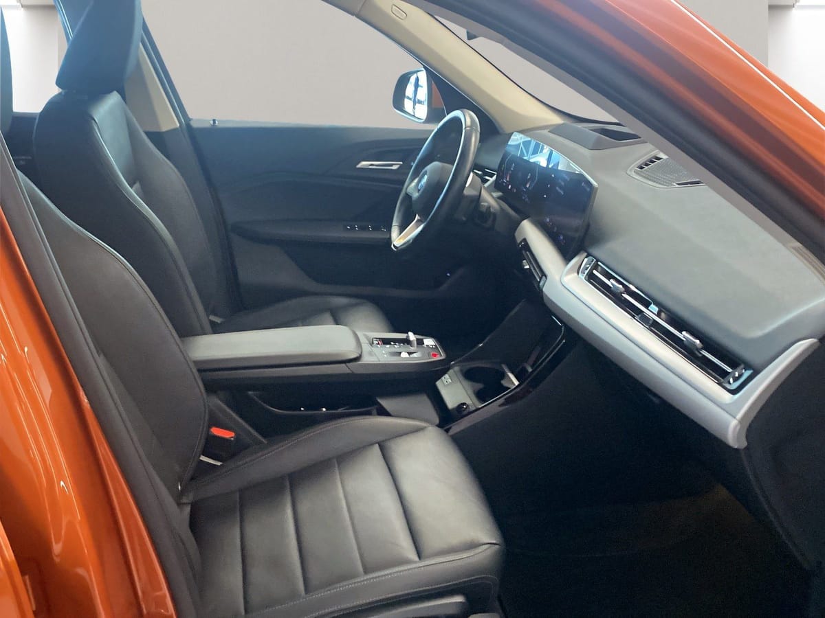 BMW X1 sDrive18d AHK Driv.Assist LiveCockpitProf foto 5