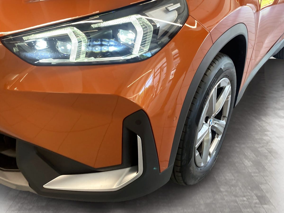 BMW X1 sDrive18d AHK Driv.Assist LiveCockpitProf foto 8
