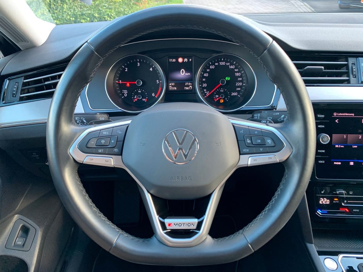 Volkswagen Passat Lim. Elegance 4Motion Navi Kamera LED foto 17