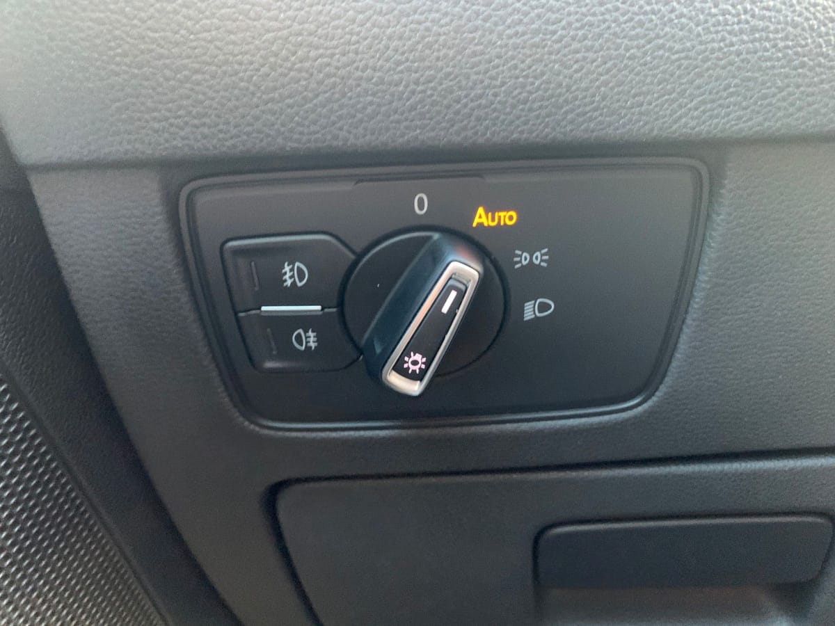 Volkswagen Passat Lim. Elegance 4Motion Navi Kamera LED foto 25