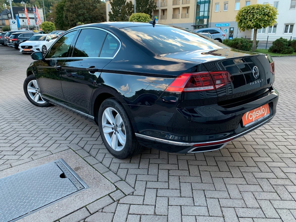 Volkswagen Passat Lim. Elegance 4Motion Navi Kamera LED foto 8