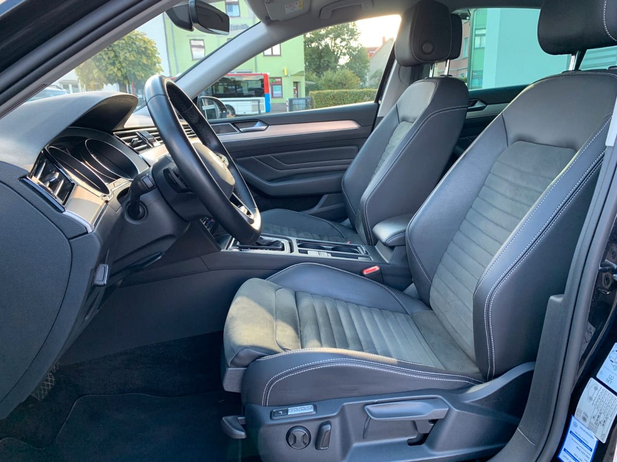 Volkswagen Passat Lim. Elegance 4Motion Navi Kamera LED foto 10