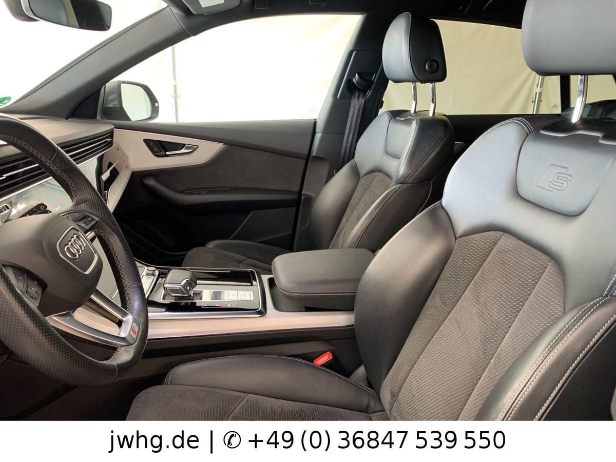 Audi Q8 55TFSI Quattro S-Line ACC VCockp HUD Memo 21 foto 11