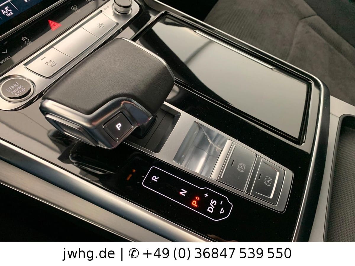 Audi Q8 55TFSI Quattro S-Line ACC VCockp HUD Memo 21 foto 19