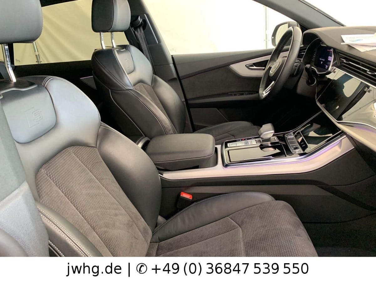 Audi Q8 55TFSI Quattro S-Line ACC VCockp HUD Memo 21 foto 5