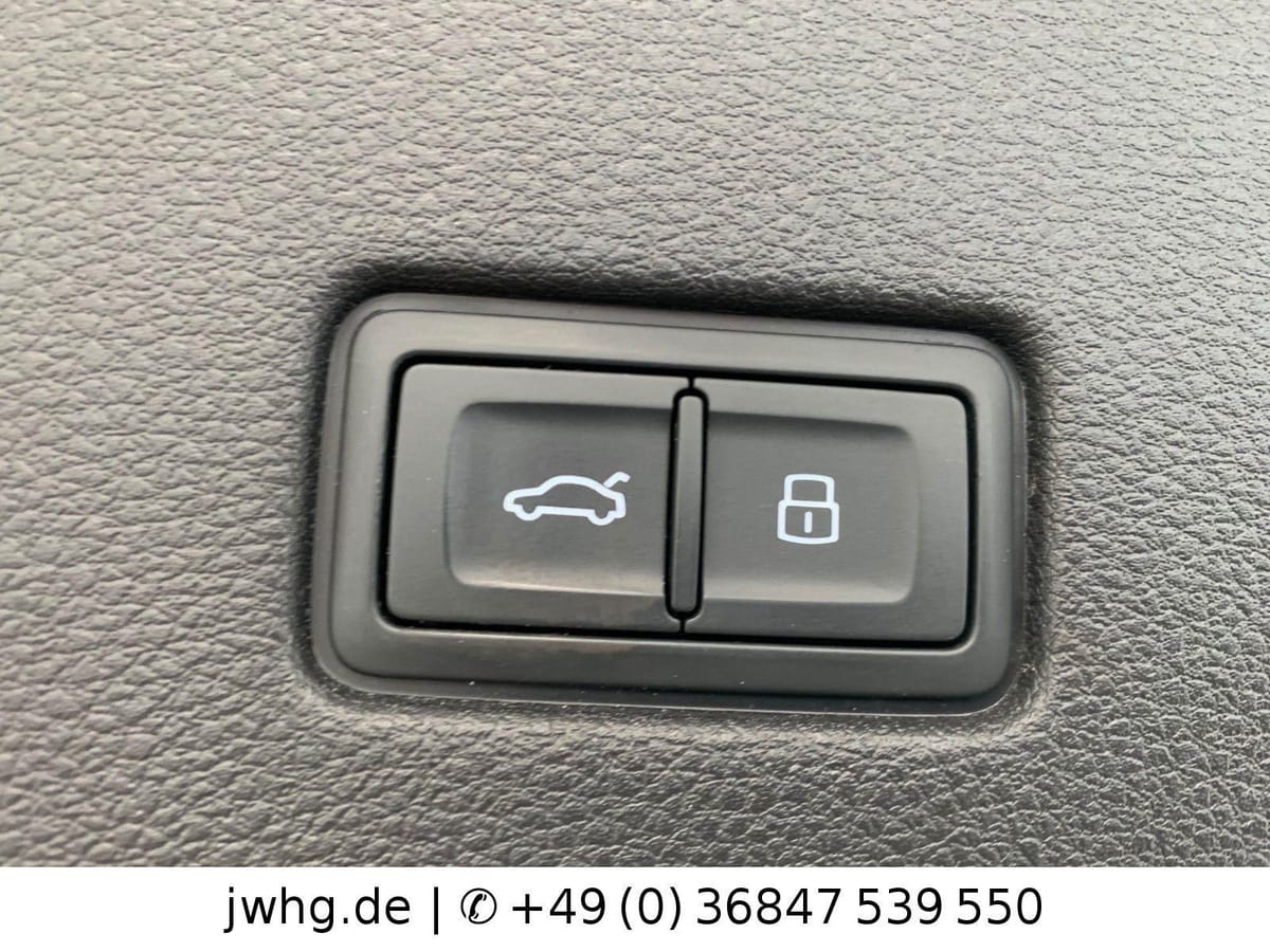 Audi Q8 55TFSI Quattro S-Line ACC VCockp HUD Memo 21 foto 8