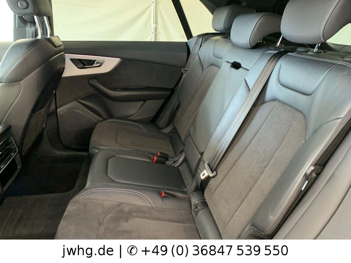 Audi Q8 55TFSI Quattro S-Line ACC VCockp HUD Memo 21 foto 10