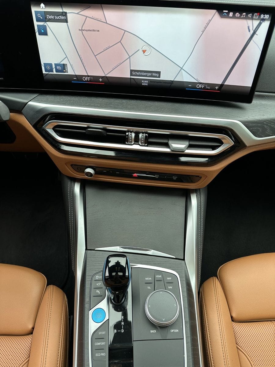 BMW i4 M50 Gran Coupé NAV+LED+GLASDACH+H&K+19ZO+360° foto 13