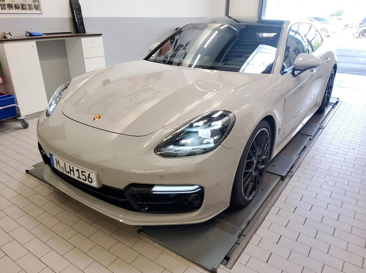 Porsche Panamera GTS ST Burmester HeadUp Carbon ACC Pano foto 3