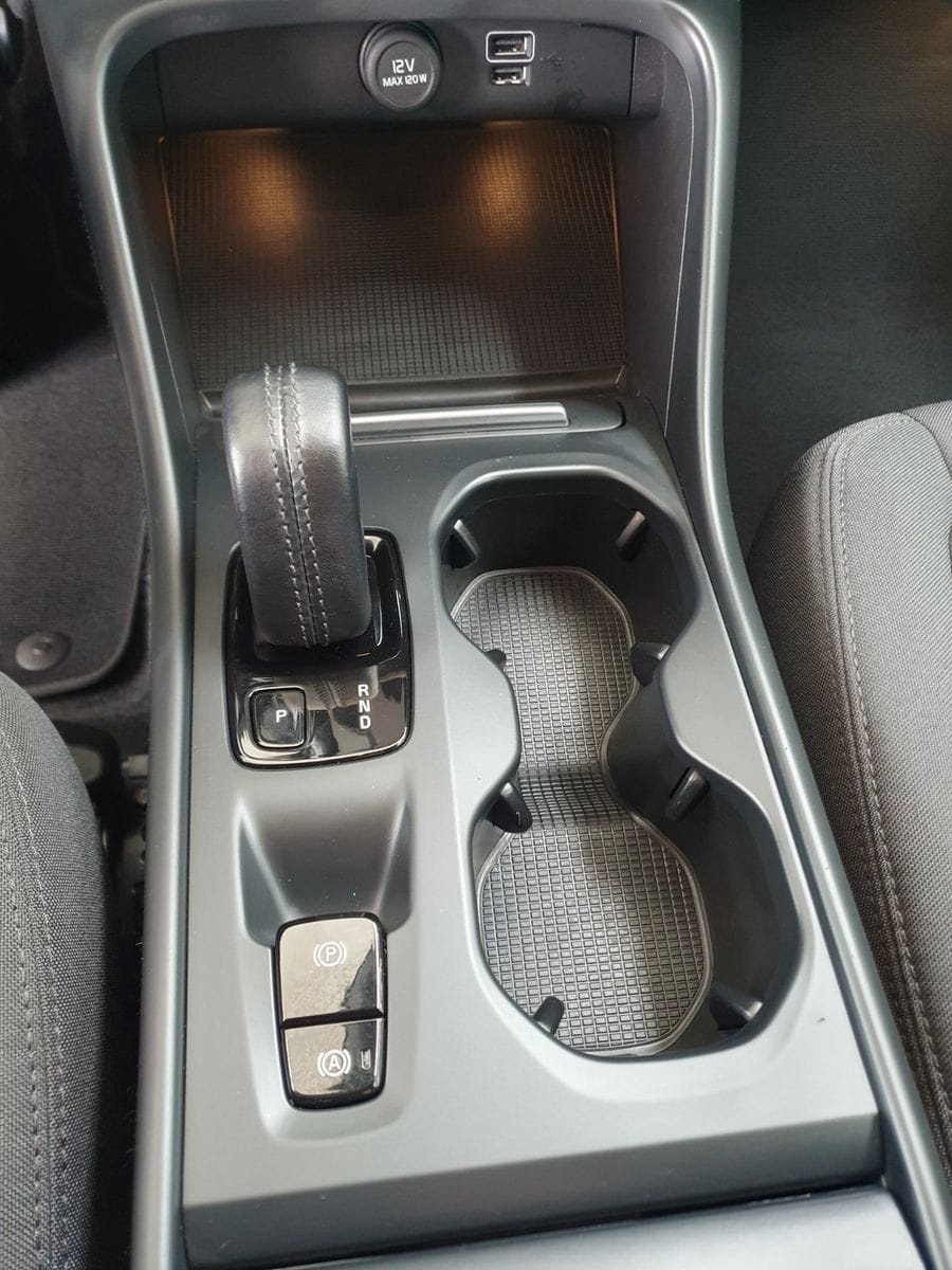 Volvo XC 40 XC40 Momentum Pro 2WD foto 11