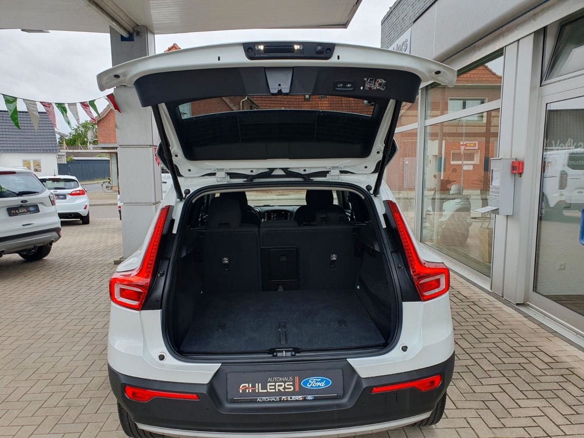 Volvo XC 40 XC40 Momentum Pro 2WD foto 13