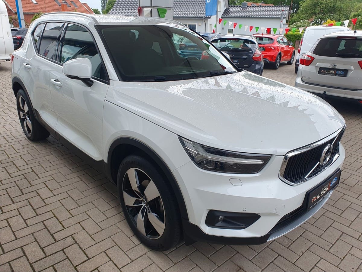 Volvo XC 40 XC40 Momentum Pro 2WD foto 3