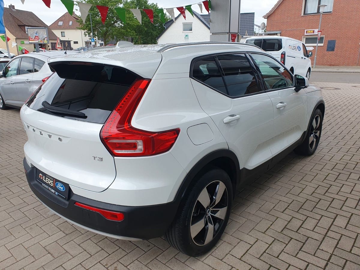 Volvo XC 40 XC40 Momentum Pro 2WD foto 4