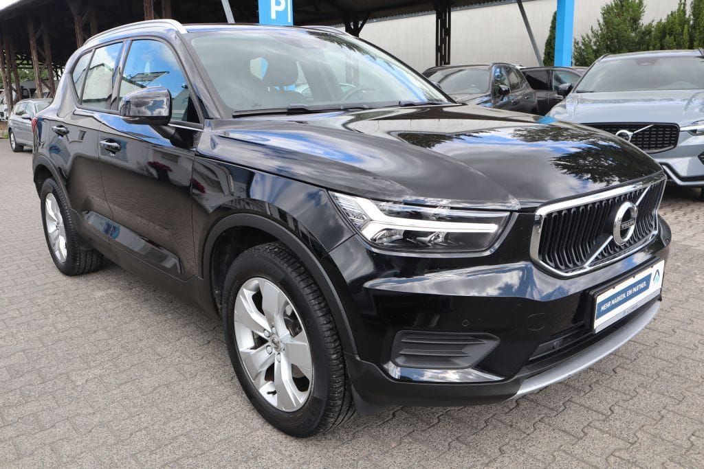 Volvo XC40 T3 Momentum NAVI PANO SHZG LED LEDER foto 5