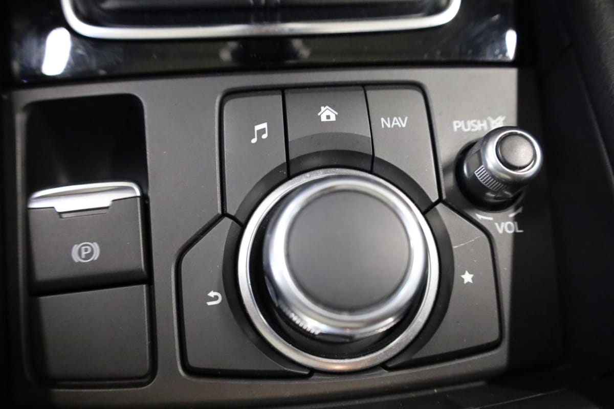 Mazda 3 Lim. Sports-Line/Bose/HUD/ foto 18