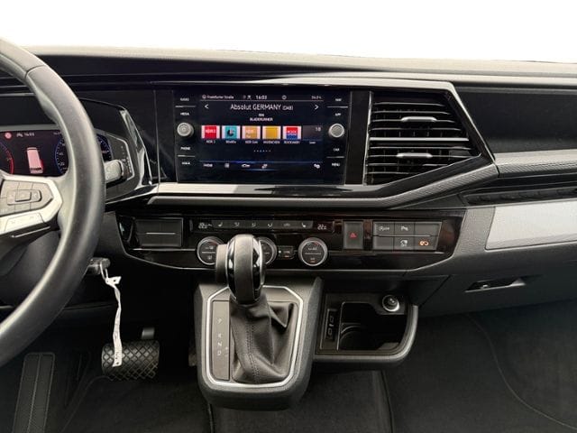 Volkswagen T6.1 Multivan GenSix 2.0TDI DSG LED ACC Navi foto 11
