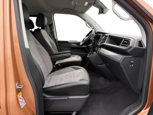 Volkswagen T6.1 Multivan GenSix 2.0TDI DSG LED ACC Navi foto 15