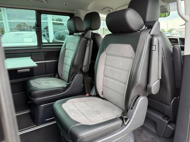 Volkswagen T6.1 Multivan GenSix 2.0TDI DSG LED ACC Navi foto 17