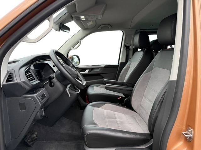 Volkswagen T6.1 Multivan GenSix 2.0TDI DSG LED ACC Navi foto 9