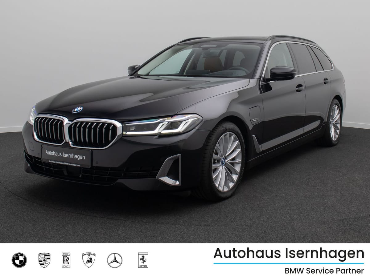BMW 530e Luxury Line Panorama Kamera Laser HUD DAB
