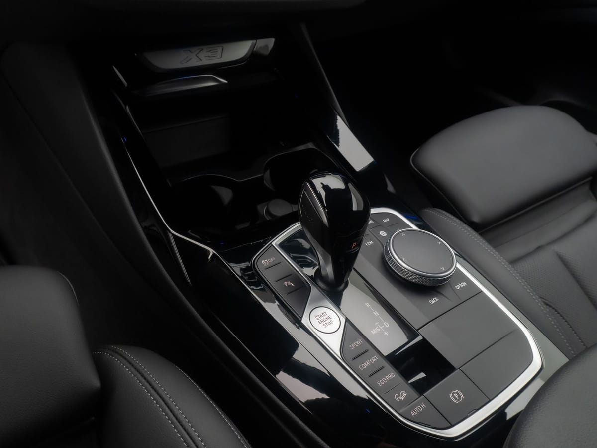 BMW X3 xD20i M Sport Kamera DAB CockPit+ LED 19Zoll foto 22