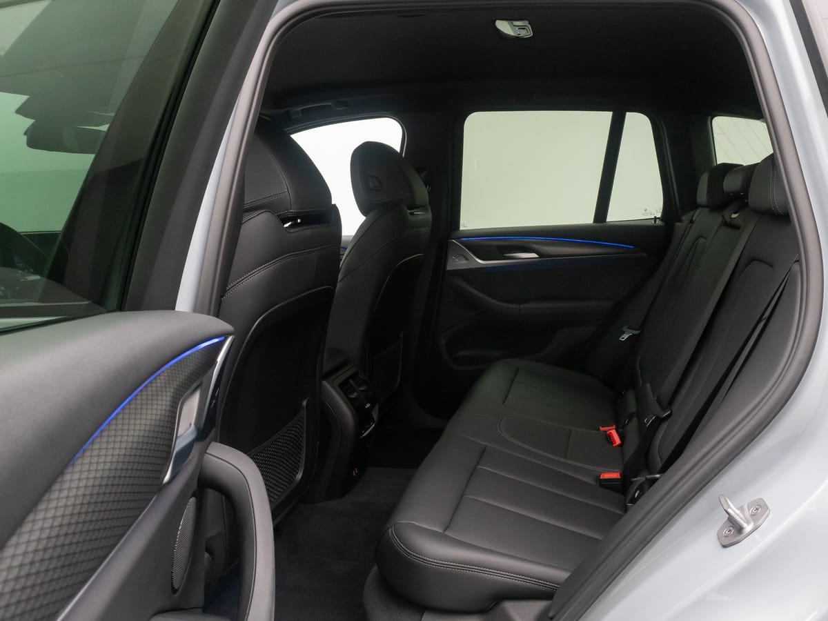 BMW X3 xD20i M Sport Kamera DAB CockPit+ LED 19Zoll foto 25