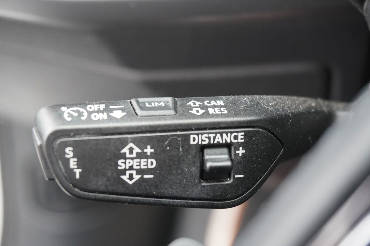 Audi A3 SB 35 TFSI LED Navi ACC Kamera Sitzheizung foto 19