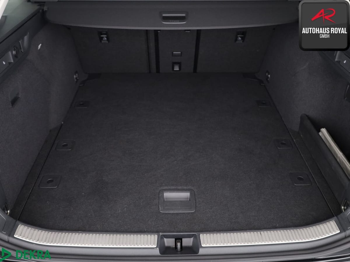 Volkswagen Passat Variant 2.0 TDI ELEGANCE MATRIX STANDHZ foto 13